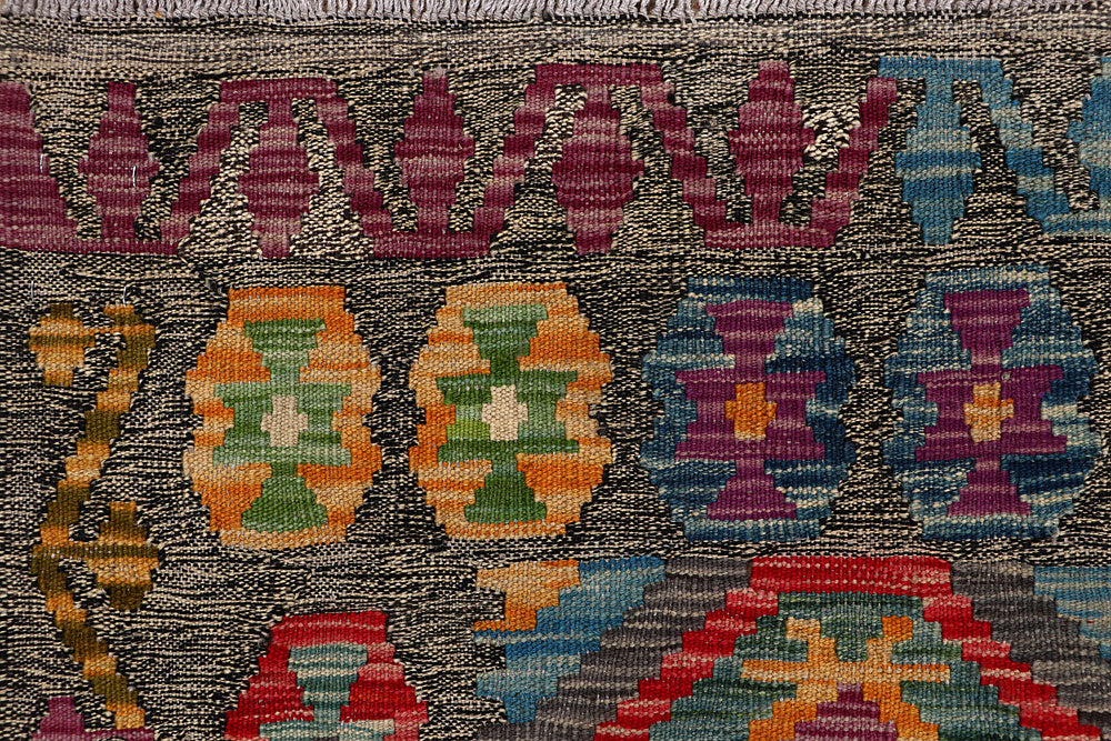 Multi Colored Kilim 5' x 6' 7 - No. 66748 - ALRUG Rug Store