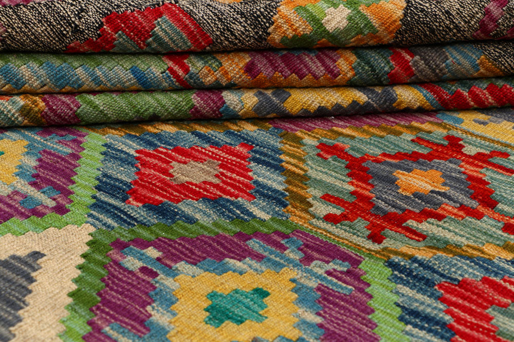 Multi Colored Kilim 5' x 6' 7 - No. 66748 - ALRUG Rug Store