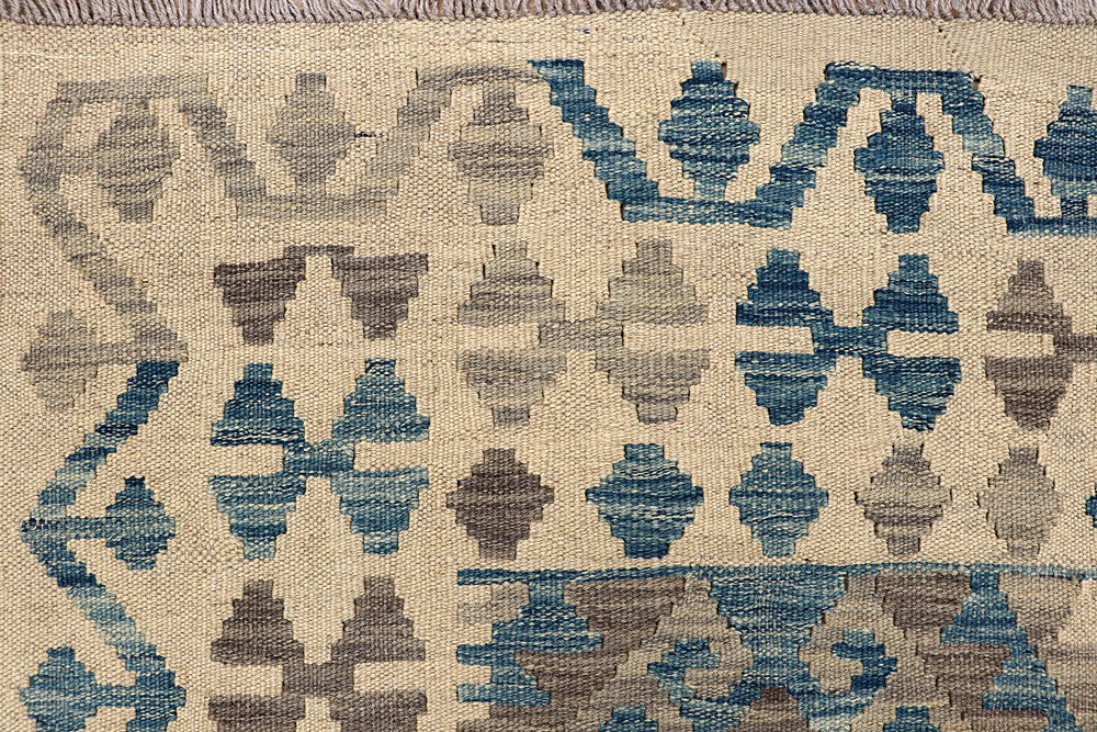 Multi Colored Kilim 5' x 6' 6 - No. 66769 - ALRUG Rug Store