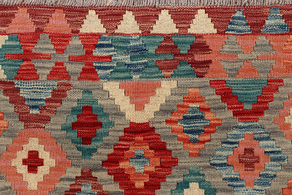 Multi Colored Kilim 5' x 6' 4 - No. 66770 - ALRUG Rug Store