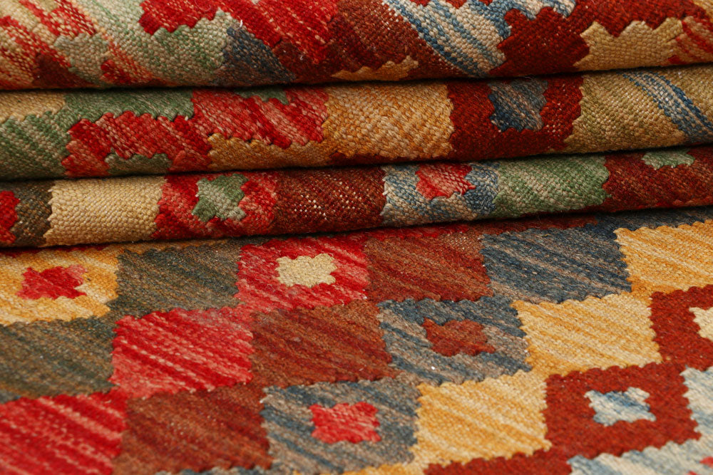 Multi Colored Kilim 5' x 6' 7 - No. 66778 - ALRUG Rug Store