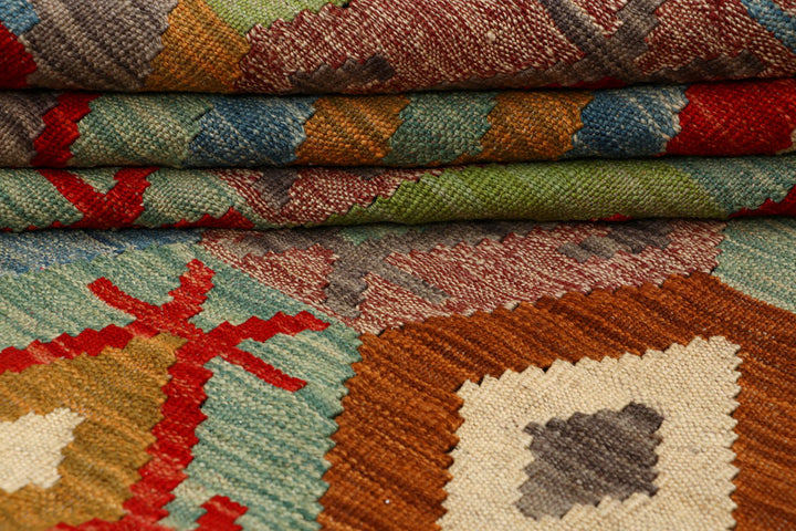 Multi Colored Kilim 5' x 6' 4 - No. 66793 - ALRUG Rug Store