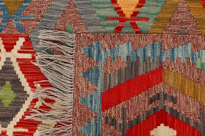 Multi Colored Kilim 5' x 6' 6 - No. 66797 - ALRUG Rug Store