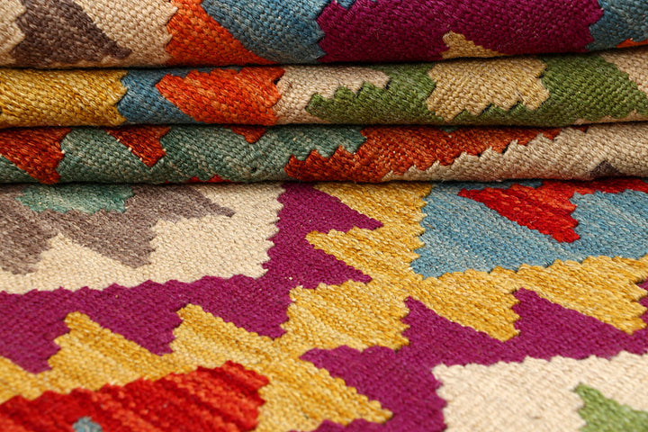 Multi Colored Kilim 5' 4 x 6' 4 - No. 66801 - ALRUG Rug Store