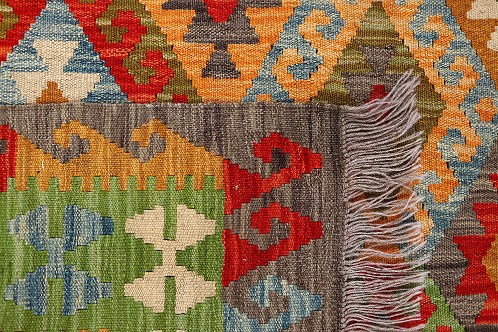 Multi Colored Kilim 5' x 6' 4 - No. 66815 - ALRUG Rug Store