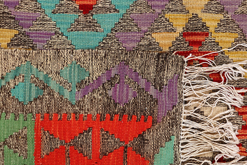 Multi Colored Kilim 5' 4 x 8' 1 - No. 66830 - ALRUG Rug Store