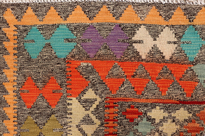 Multi Colored Kilim 5' 7 x 7' 10 - No. 66831 - ALRUG Rug Store
