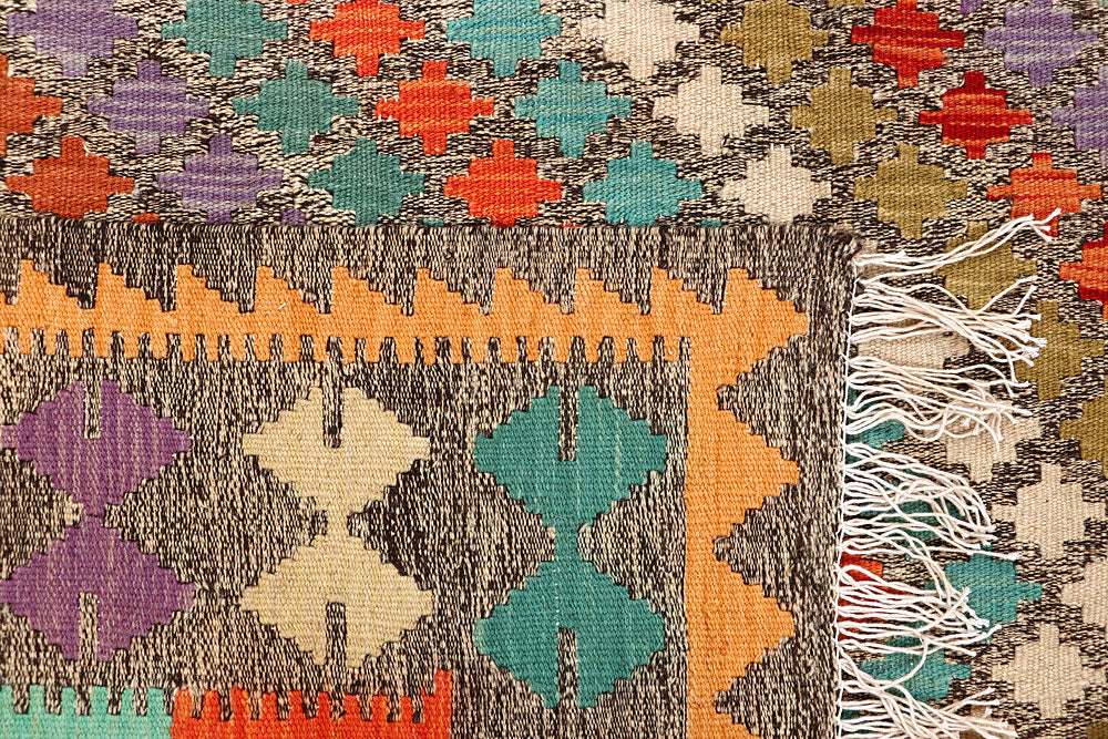 Multi Colored Kilim 5' 7 x 7' 10 - No. 66831 - ALRUG Rug Store