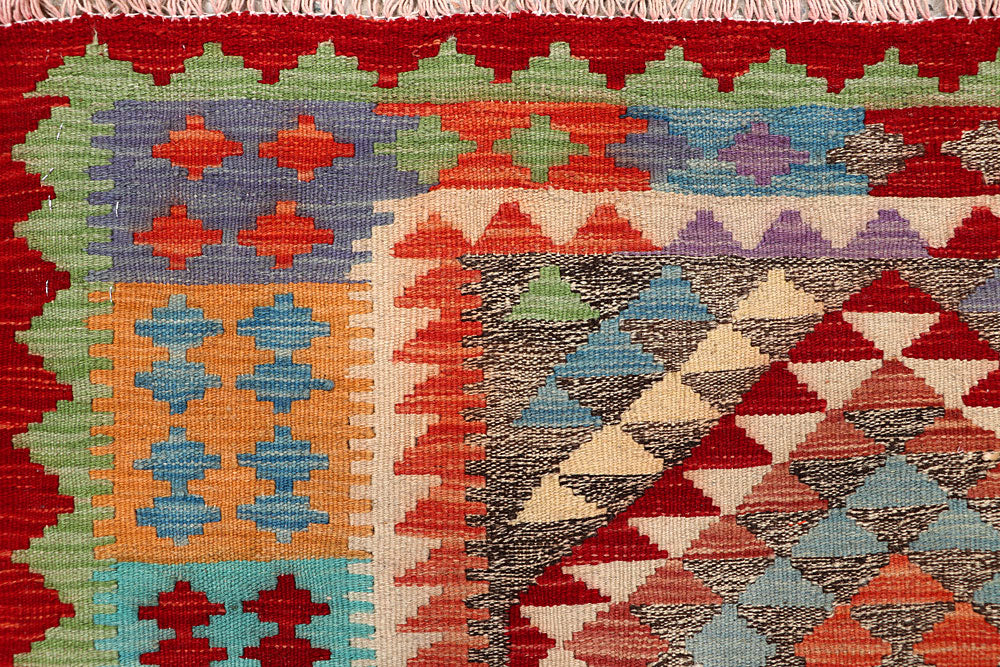 Multi Colored Kilim 5' 9 x 8' 2 - No. 66832 - ALRUG Rug Store