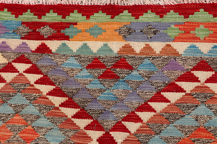 Multi Colored Kilim 5' 9 x 8' 2 - No. 66832 - ALRUG Rug Store