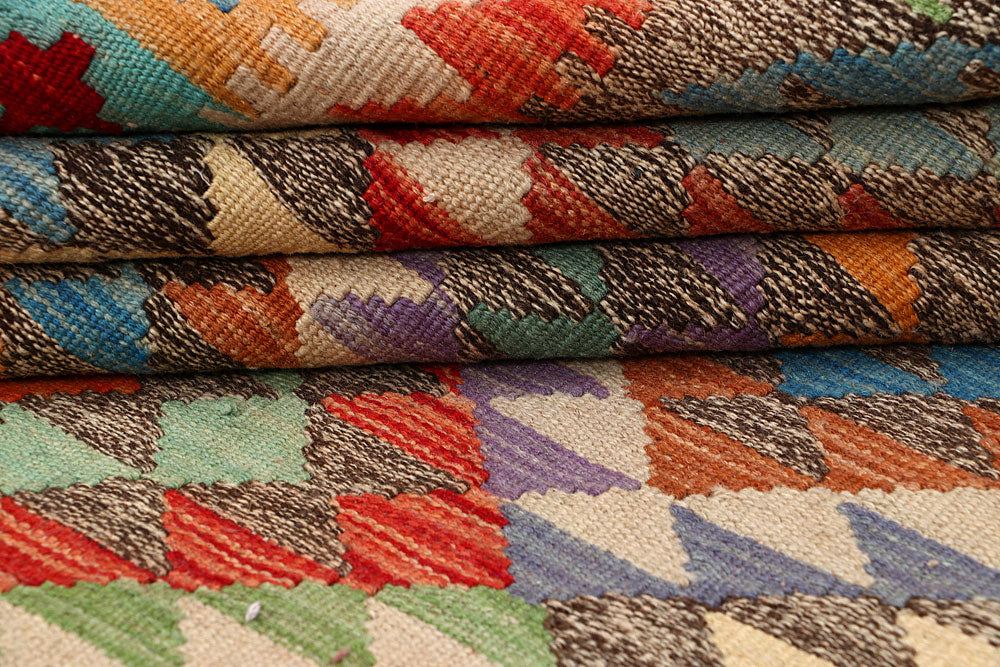 Multi Colored Kilim 5' 9 x 8' 2 - No. 66832 - ALRUG Rug Store