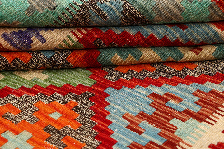 Multi Colored Kilim 5' 6 x 8' - No. 66833 - ALRUG Rug Store