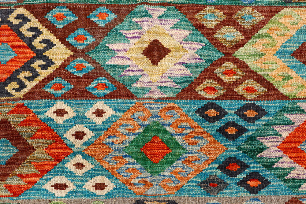 Multi Colored Kilim 5' 9 x 8' 2 - No. 66834 - ALRUG Rug Store