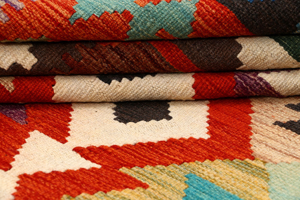 Multi Colored Kilim 5' 5 x 8' 1 - No. 66835 - ALRUG Rug Store