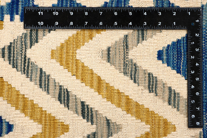 Multi Colored Kilim 5' 7 x 7' 10 - No. 66870 - ALRUG Rug Store