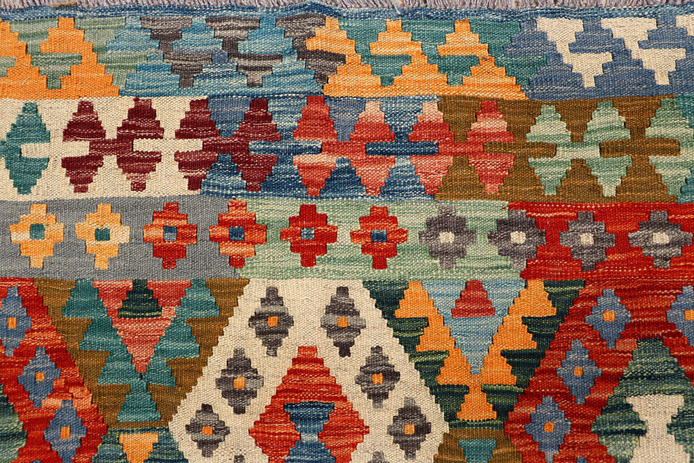 Multi Colored Kilim 5' 9 x 8' 1 - No. 66876 - ALRUG Rug Store