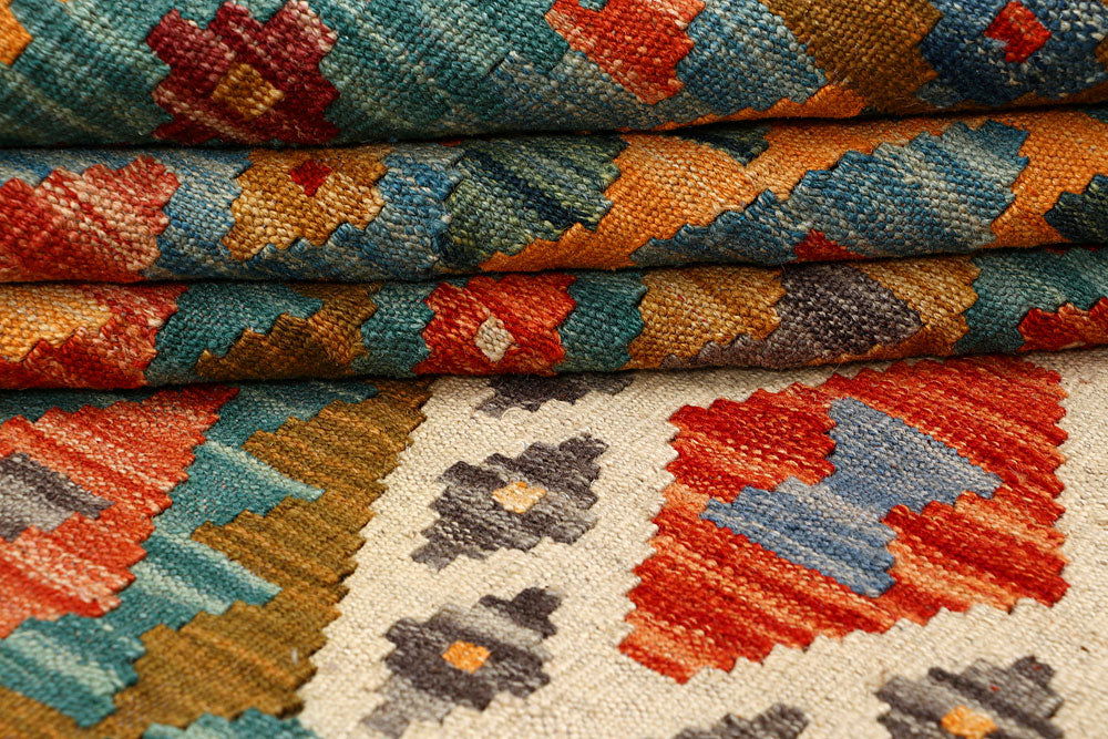 Multi Colored Kilim 5' 9 x 8' 1 - No. 66876 - ALRUG Rug Store