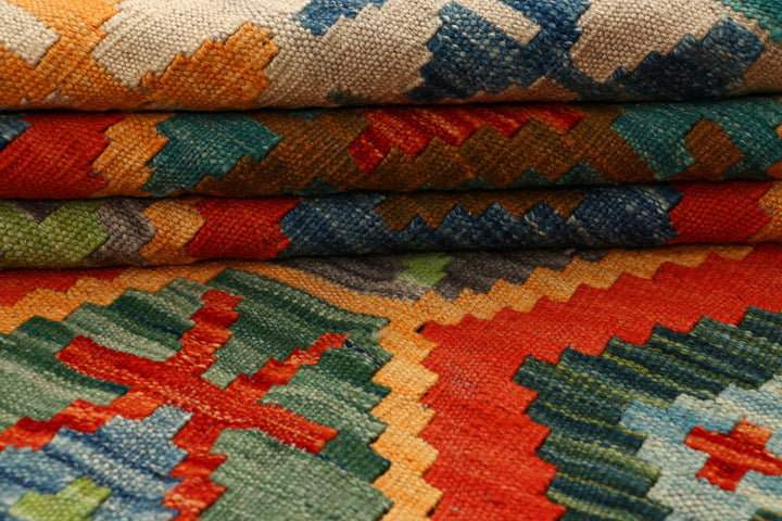 Multi Colored Kilim 5' 9 x 8' 2 - No. 66881 - ALRUG Rug Store