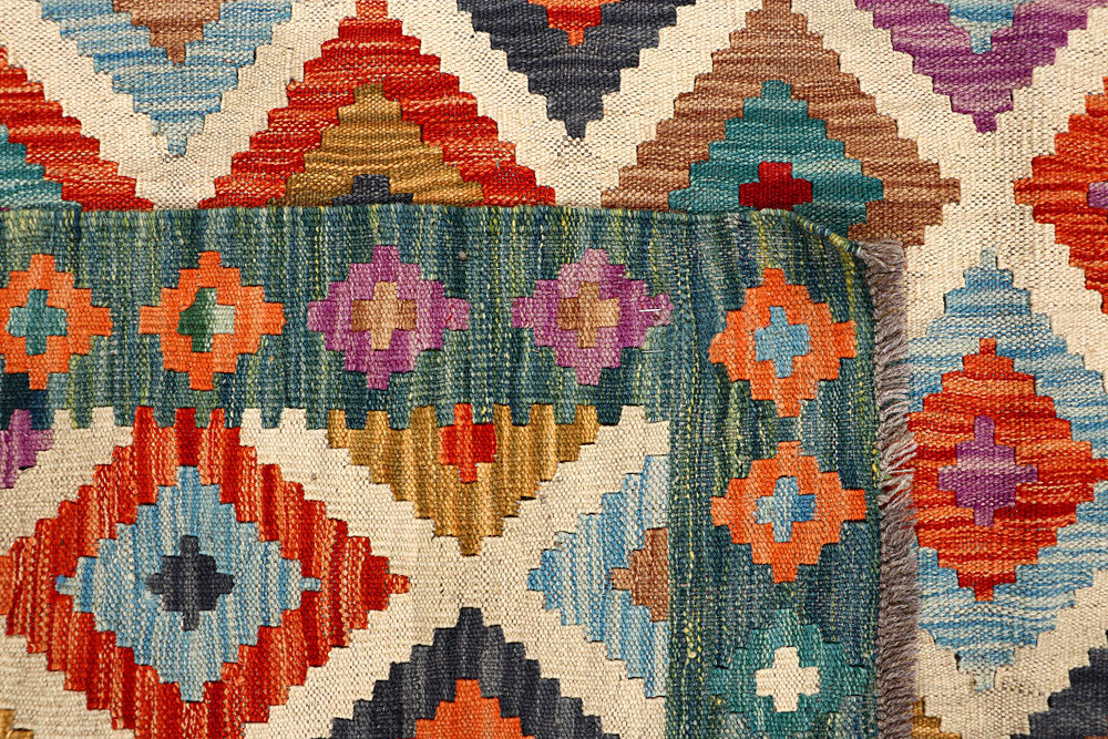 Multi Colored Kilim 5' 9 x 7' 10 - No. 66885 - ALRUG Rug Store