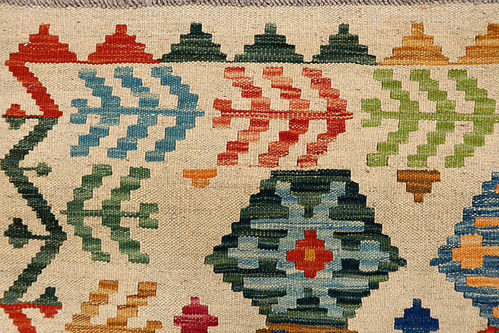 Multi Colored Kilim 5' 6 x 8' - No. 66890 - ALRUG Rug Store