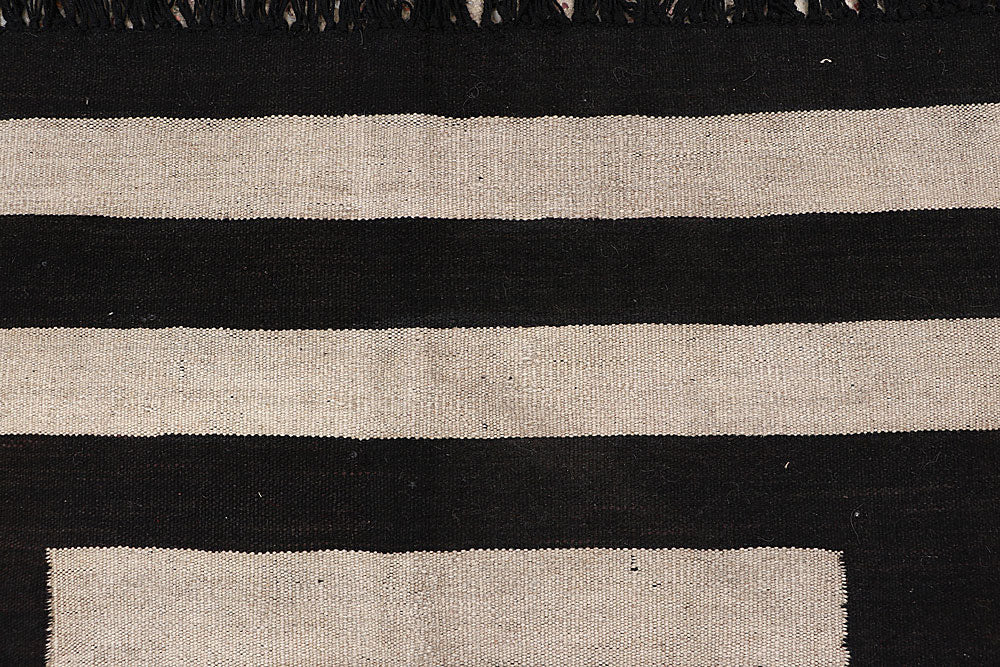 Multi Colored Kilim 5' 6 x 8' 1 - No. 66897 - ALRUG Rug Store