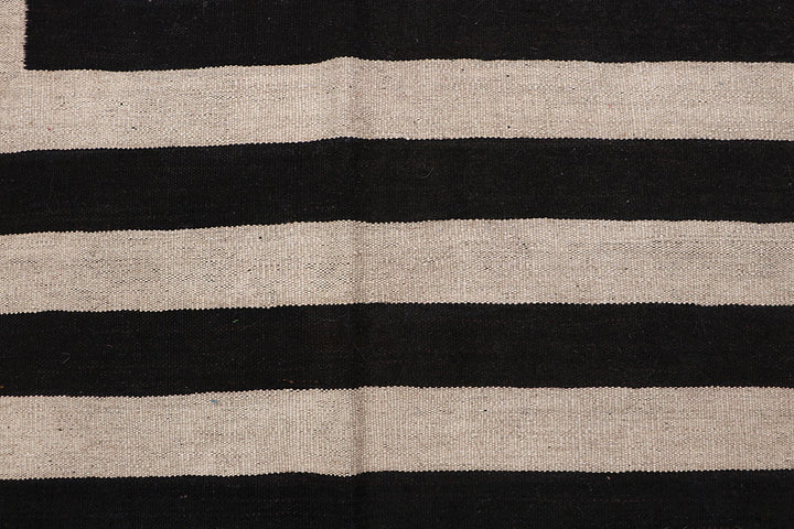 Multi Colored Kilim 5' 6 x 8' 1 - No. 66897 - ALRUG Rug Store