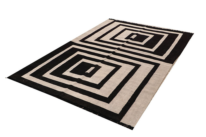 Multi Colored Kilim 5' 6 x 8' 1 - No. 66897 - ALRUG Rug Store