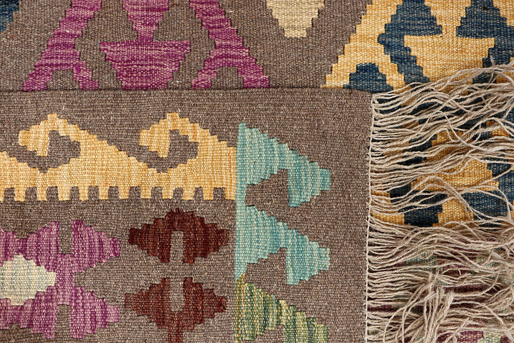 Multi Colored Kilim 6' 5 x 9' 9 - No. 66935 - ALRUG Rug Store