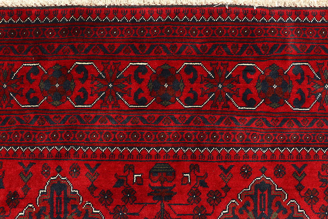 Dark Red Khal Mohammadi 4'  10" x 6'  4" - No. QA76435
