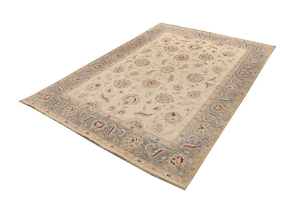 Bisque Ziegler 5' 6 x 7' 10 - No. 67390 - ALRUG Rug Store