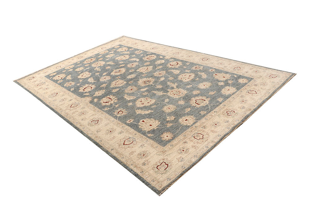 Silver Ziegler 6' 6 x 9' 9 - No. 67392 - ALRUG Rug Store