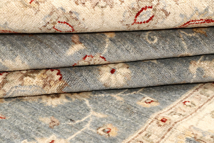 Silver Ziegler 5' 7 x 8' - No. 67395 - ALRUG Rug Store