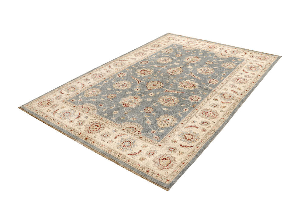 Silver Ziegler 5' 7 x 8' - No. 67395 - ALRUG Rug Store