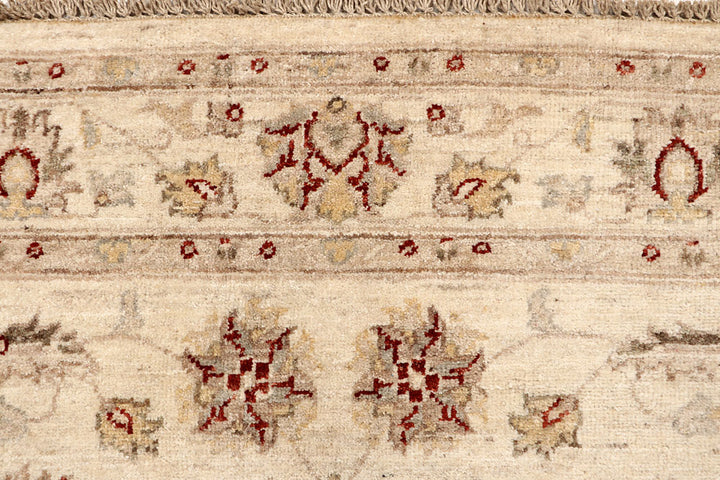 Bisque Oushak 4' 5 x 6' 11 - No. 67425 - ALRUG Rug Store