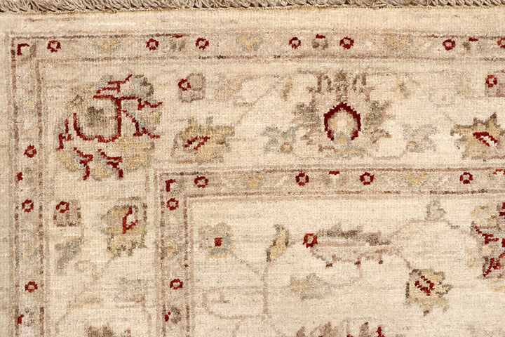 Bisque Oushak 4' 6 x 6' 11 - No. 67426 - ALRUG Rug Store