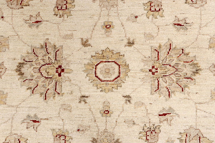 Bisque Oushak 4' 6 x 6' 11 - No. 67426 - ALRUG Rug Store