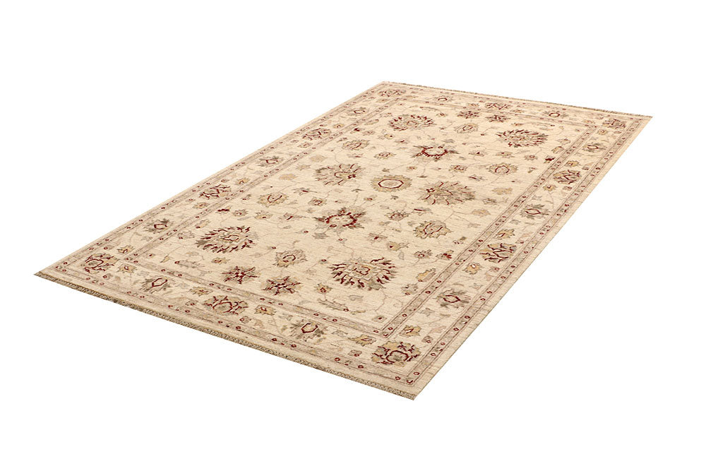 Bisque Oushak 4' 6 x 6' 11 - No. 67426 - ALRUG Rug Store