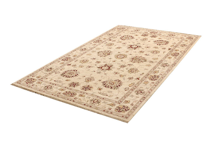 Bisque Oushak 4' 6 x 6' 11 - No. 67426 - ALRUG Rug Store