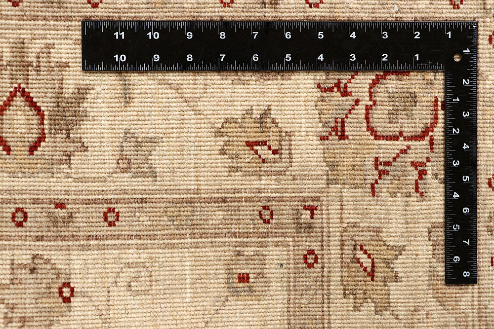 Bisque Oushak 4' 6 x 6' 11 - No. 67426 - ALRUG Rug Store