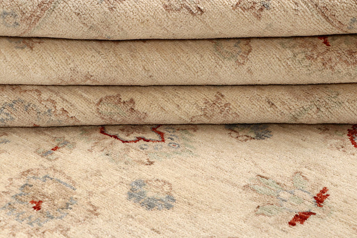 Navajo White Ziegler 5' 6 x 7' 10 - No. 67485 - ALRUG Rug Store