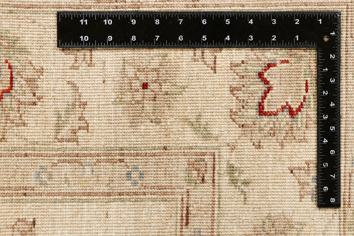 Navajo White Ziegler 5' 6 x 7' 10 - No. 67485 - ALRUG Rug Store