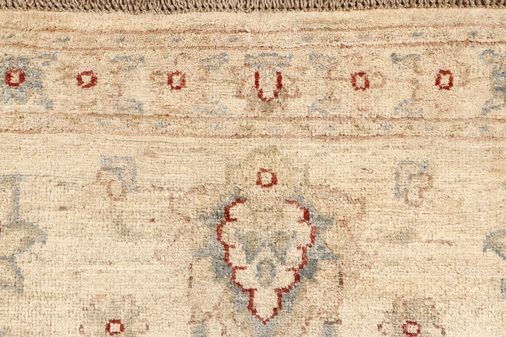 Navajo White Ziegler 2' 7 x 9' 9 - No. 67489 - ALRUG Rug Store