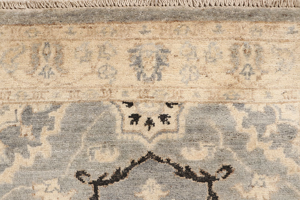 Dark Grey Ziegler 2' 9 x 9' 8 - No. 67494 - ALRUG Rug Store