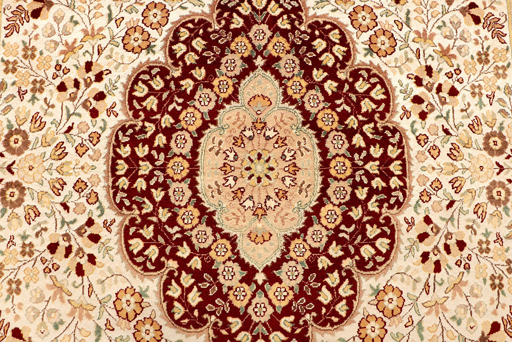 Blanched Almond Isfahan 8' 10 x 12' 4 - No. 67518 - ALRUG Rug Store