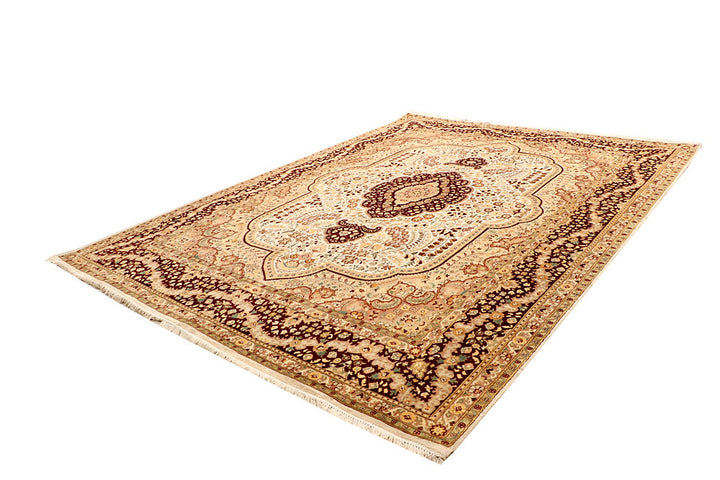 Blanched Almond Isfahan 8' 10 x 12' 4 - No. 67518 - ALRUG Rug Store