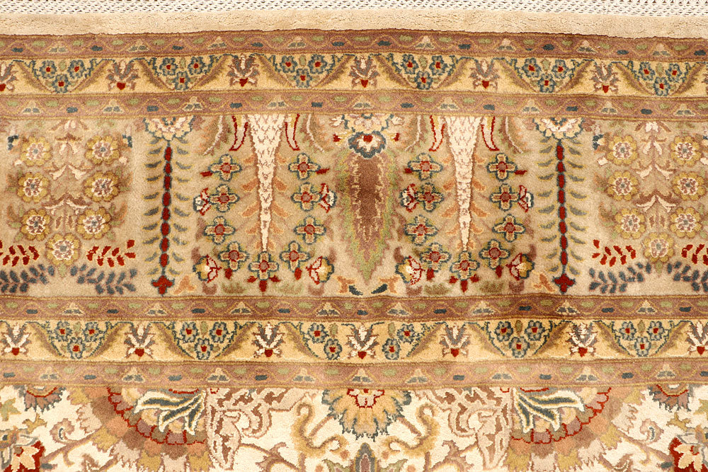 Cornsilk Mahal 9' 1 x 12' 2 - No. 67528 - ALRUG Rug Store