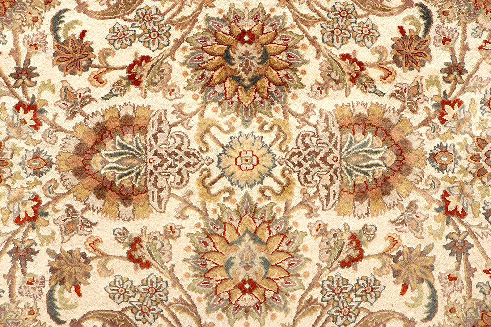 Cornsilk Mahal 9' 1 x 12' 2 - No. 67528 - ALRUG Rug Store