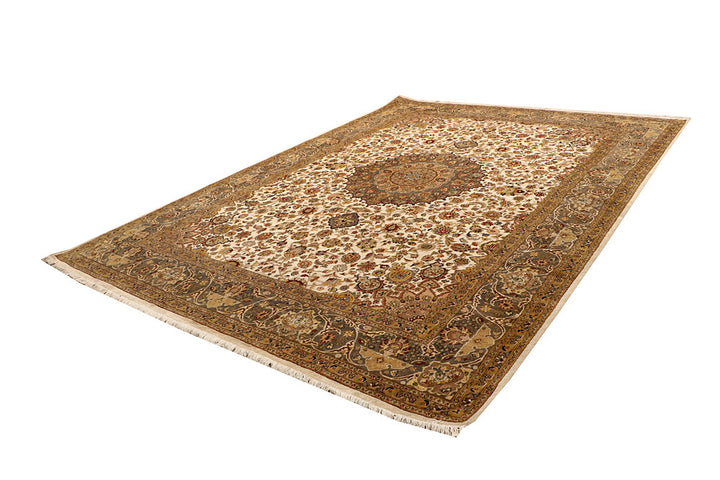 Ivory Kashan 9' 1 x 12' 4 - No. 67529 - ALRUG Rug Store