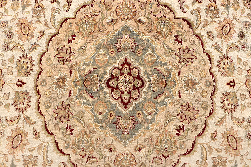 Blanched Almond Kirman 8' 11 x 12' 1 - No. 67530 - ALRUG Rug Store