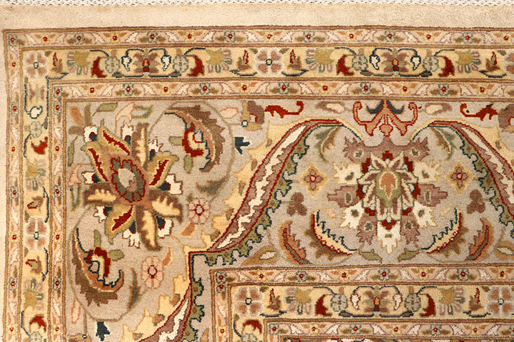 Cornsilk Mahal 9' 1 x 12' 6 - No. 67531 - ALRUG Rug Store
